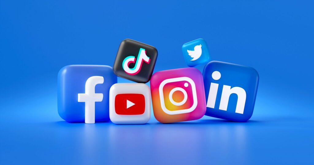 Tips Membangun Blog UKM F&B yang Menarik dan Efektif Menjual 4 Media Sosial scaled 1 - Tips Membangun Blog UKM F&B yang Menarik dan Efektif Menjual - 3