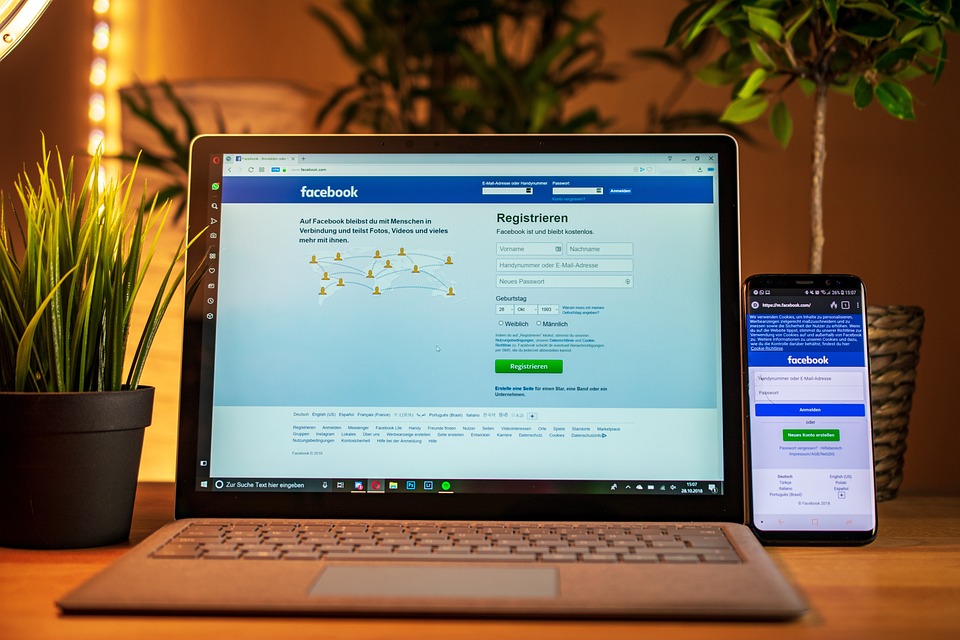 Strategi Pemasaran Facebook Marketing untuk Restoran: Tingkatkan Penjualan Anda 2 laptop 3781386 960 720 - Strategi Pemasaran Facebook Marketing untuk Restoran: Tingkatkan Penjualan Anda - 1