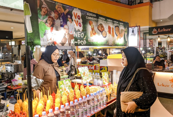 5 Strategi Promosi Restoran yang Efektif untuk Memikat Pelanggan! 4 mZjJlYmE4MGZjOGQ - 5 Strategi Promosi Restoran yang Efektif untuk Memikat Pelanggan! - 3