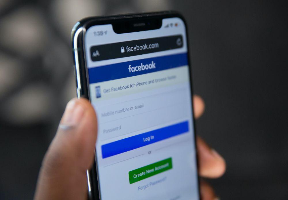 Strategi Pemasaran Facebook Marketing untuk Restoran: Tingkatkan Penjualan Anda 3 solen feyissa iureayyyu c unsplash f5472b38f2441256a5dca4e5947ba72f - Strategi Pemasaran Facebook Marketing untuk Restoran: Tingkatkan Penjualan Anda - 2